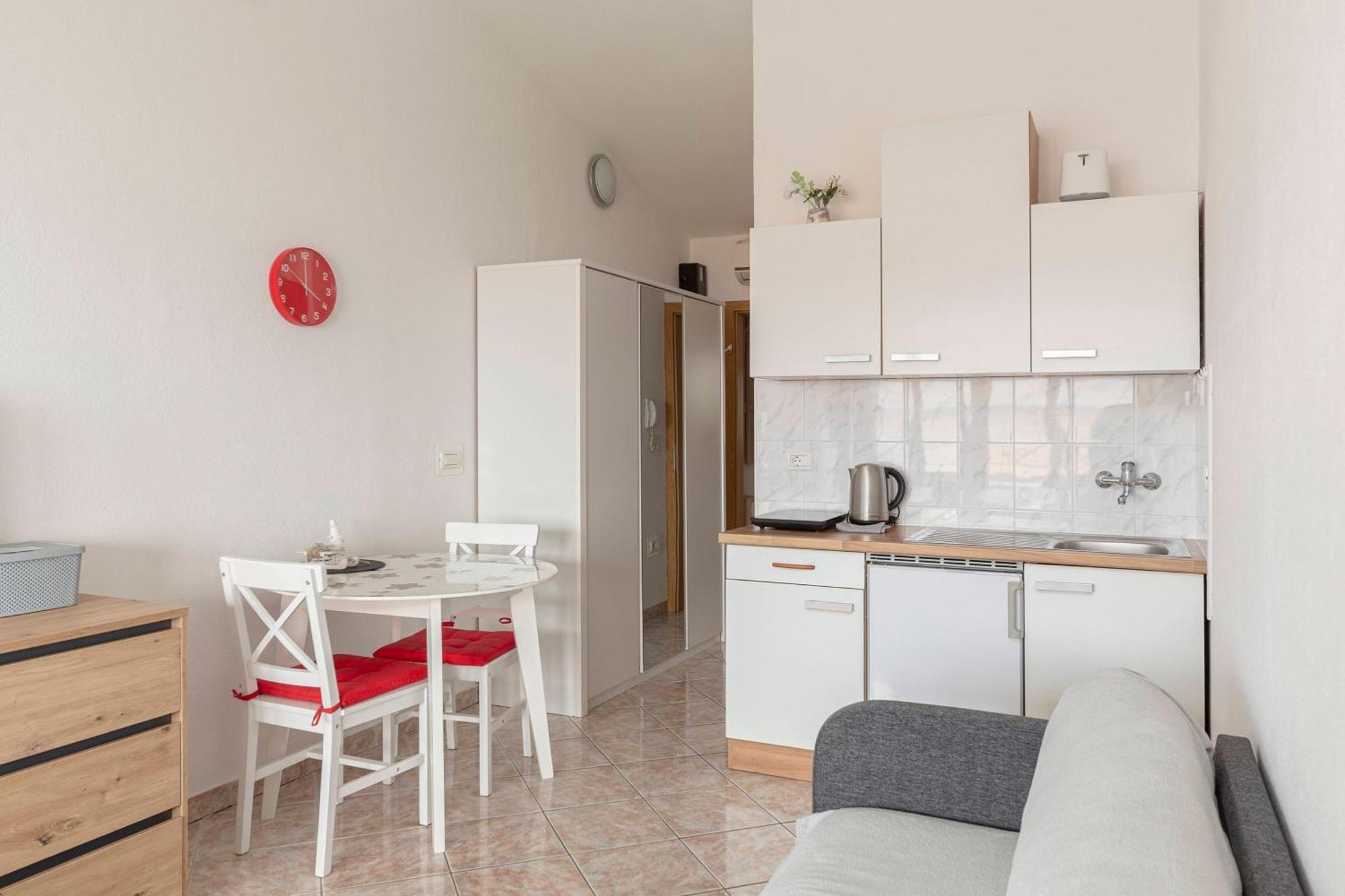 Apartma Gaja Koper Ngoại thất bức ảnh