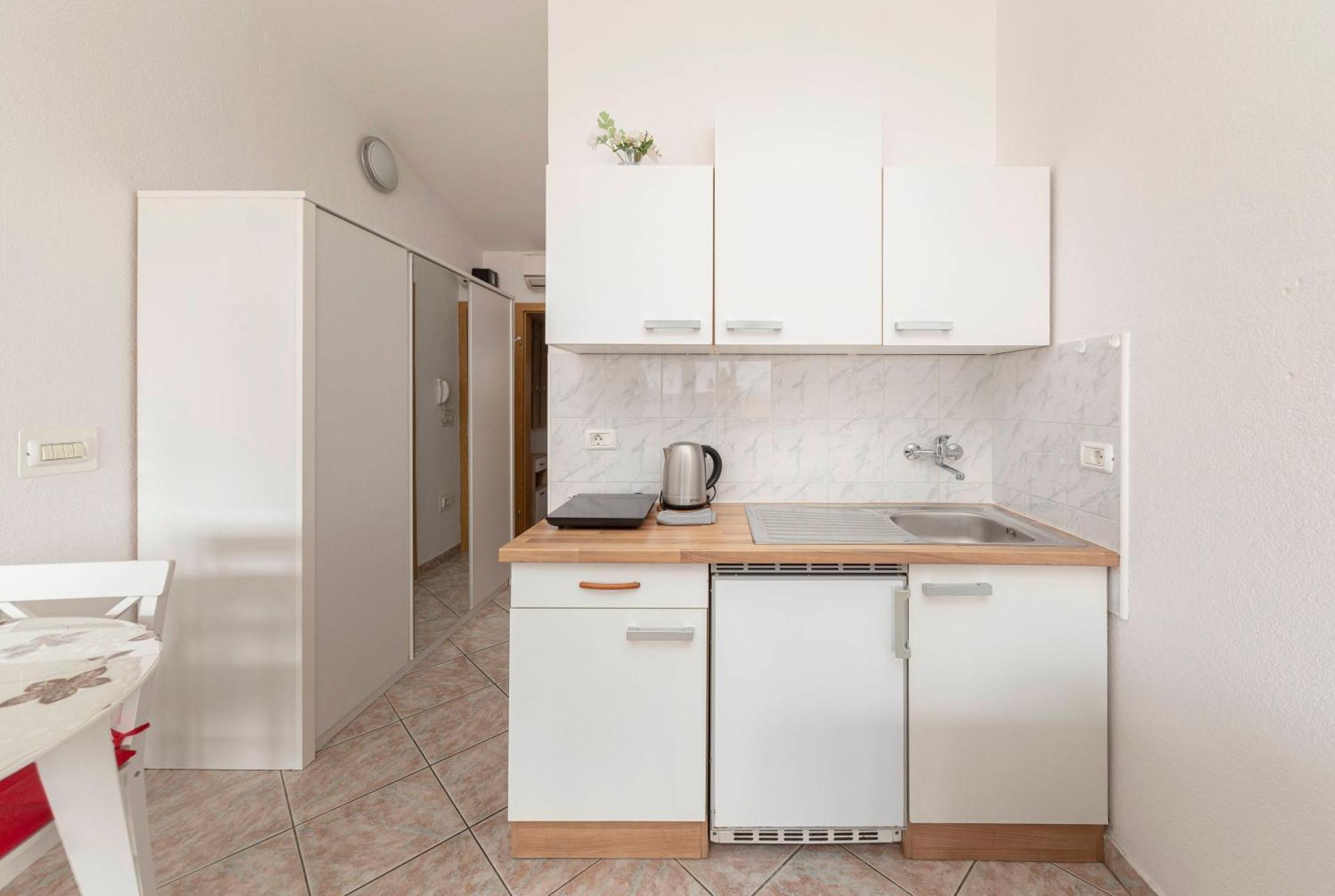 Apartma Gaja Koper Ngoại thất bức ảnh